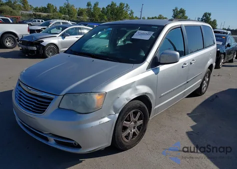 2012 Chrysler Town & Country Touring from USA, damaged, VIN 2C4RC1BG3CR127141